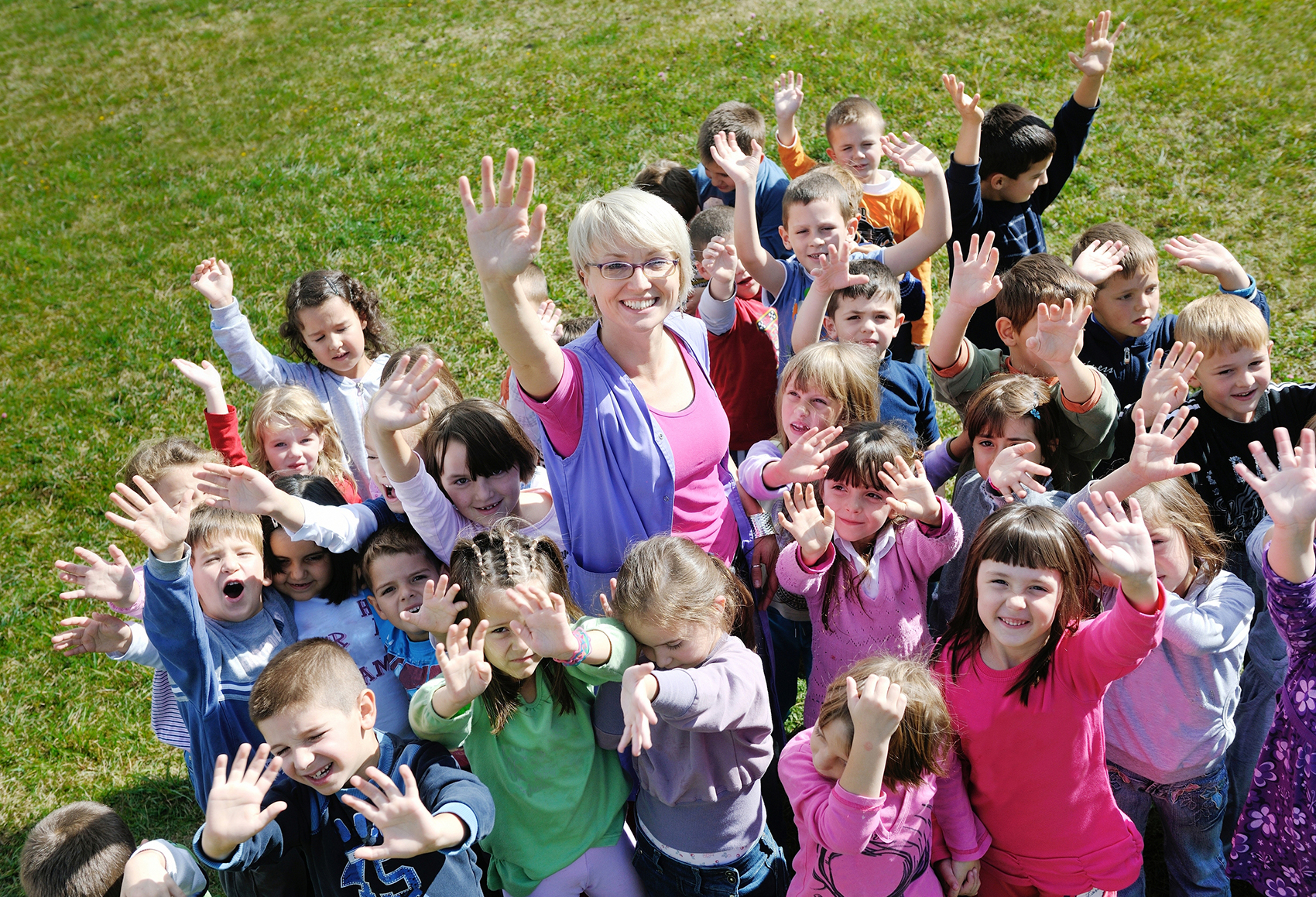bigstock-happy-child-kids-group-have-fu-29492585resized